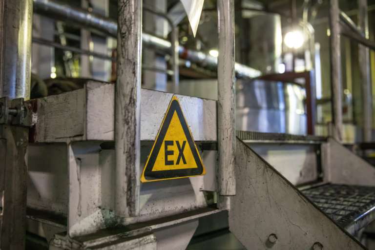 Ex-Zonen und ATEX-Absauganlagen: Zonen, Gerätekategorien und was die Absaugung braucht